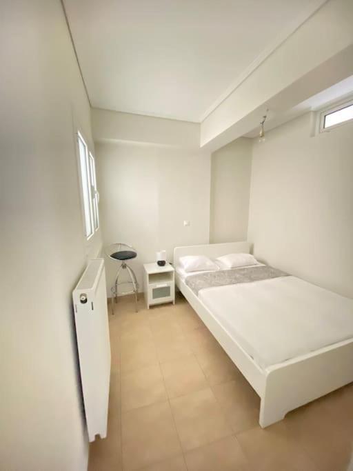 Cozy 2 Room Apartment With Garden Near Athens Air-Port Artemida  Dış mekan fotoğraf