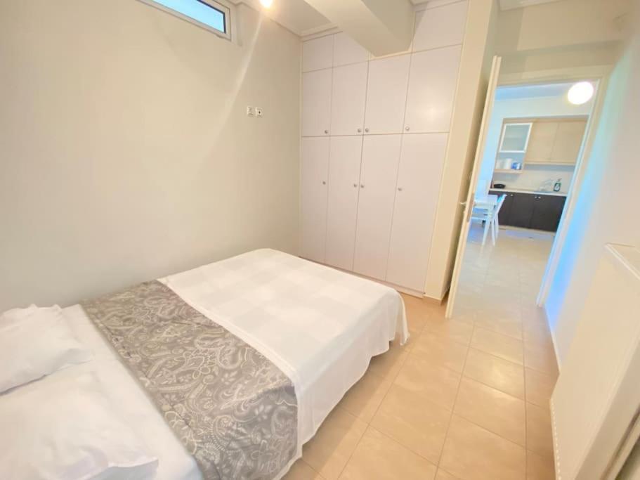 Cozy 2 Room Apartment With Garden Near Athens Air-Port Artemida  Dış mekan fotoğraf