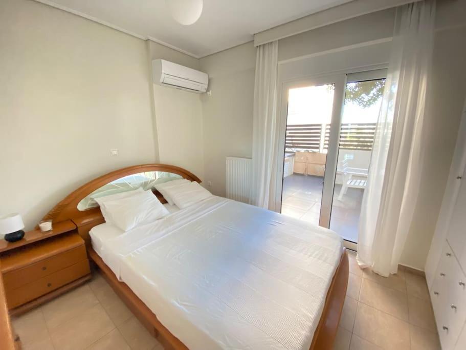 Cozy 2 Room Apartment With Garden Near Athens Air-Port Artemida  Dış mekan fotoğraf